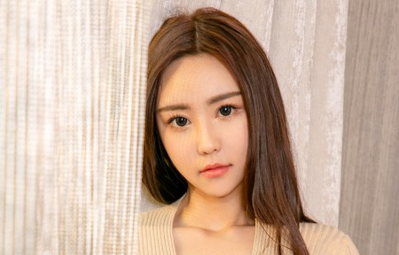 精彩画面持续霸屏: 关晓彤AI换脸被❌在线观看